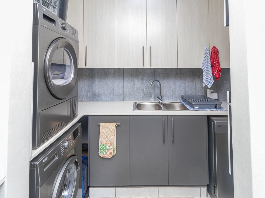 3 Bedroom Property for Sale in Melodie North West